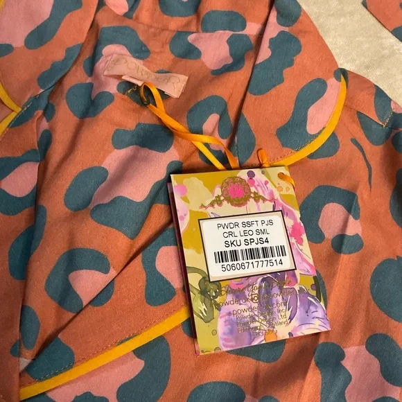 🐆 Powder Leopard Pyjamas (pajamas)🐆 - Picture 11 of 14